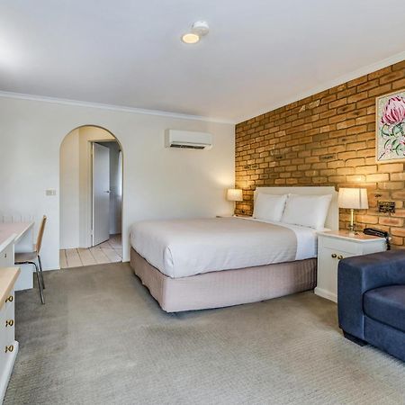 Golden Square Motor Inn Бендиго Экстерьер фото