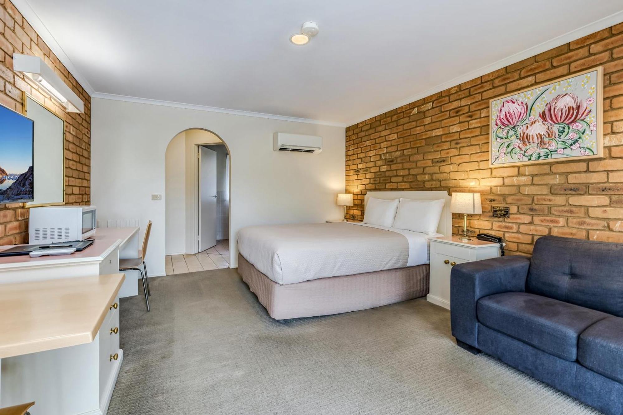 Golden Square Motor Inn Бендиго Экстерьер фото