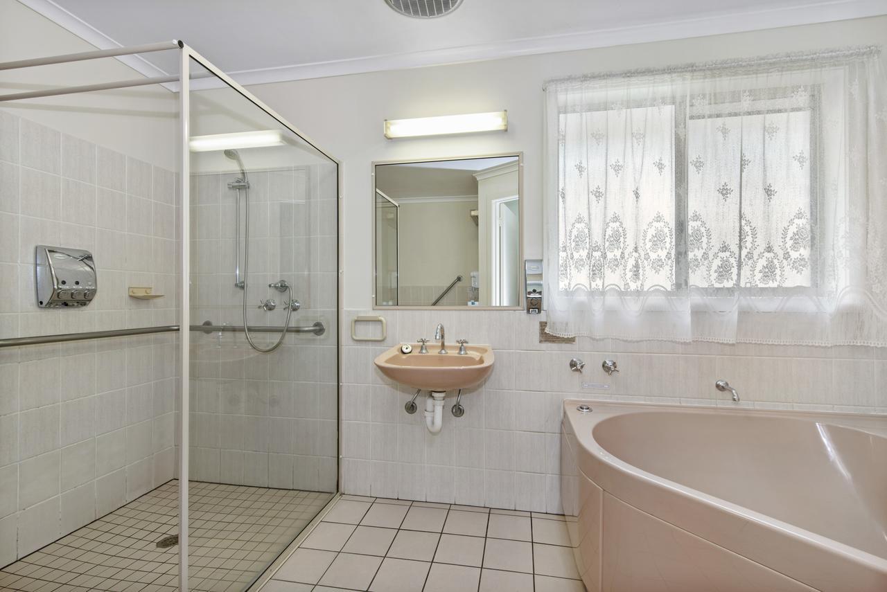 Golden Square Motor Inn Бендиго Экстерьер фото